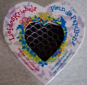 Jeux & Cadeaux Jeu Cœur Plein de Papillons - Neuf