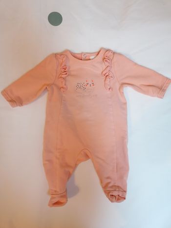 Lot 2  pyjamas 1 mois
