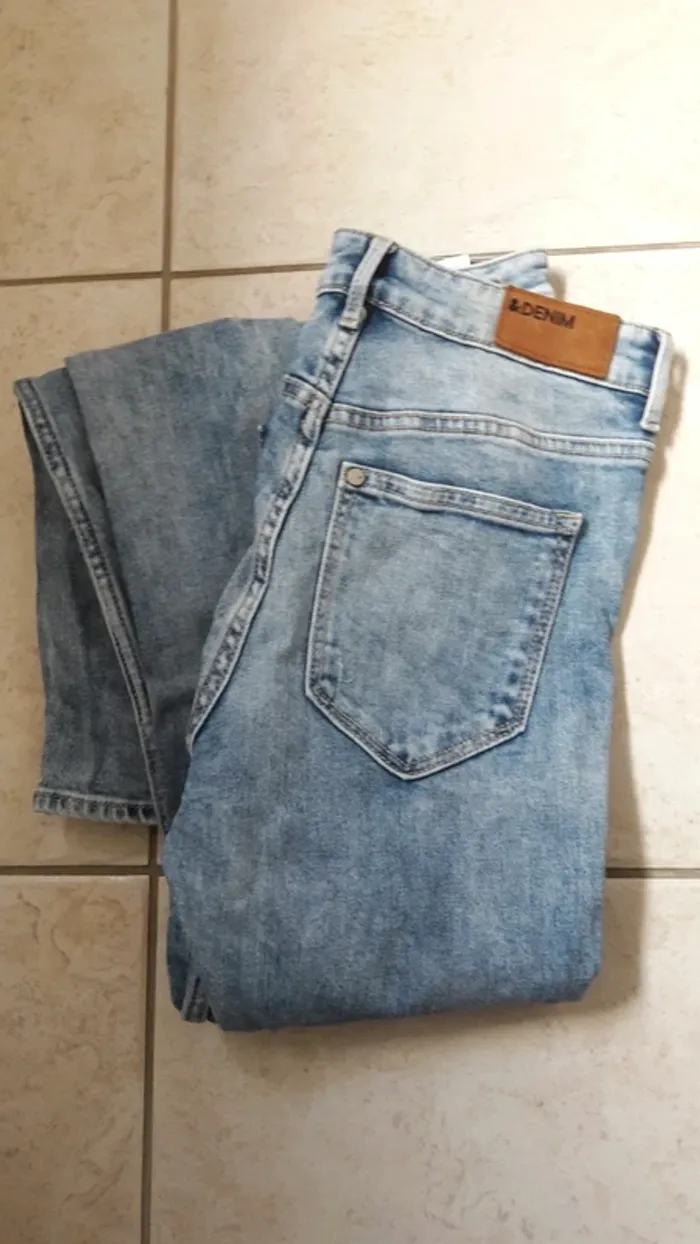 Jeans skinny troué high waist H&M 25/30 - photo numéro 5