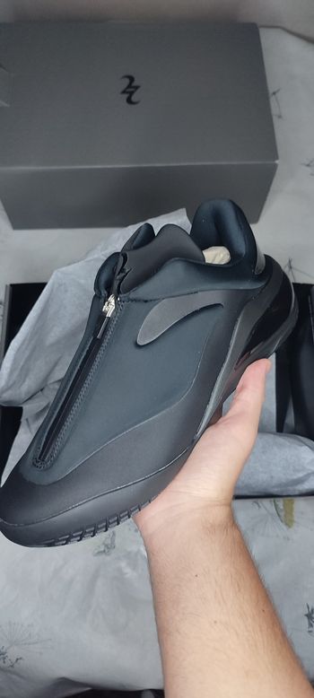 Converse SHAI 001 Charm Black