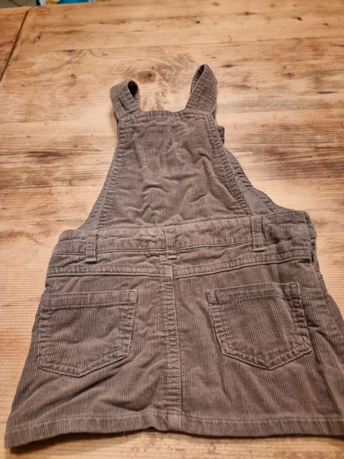 Petite robe en velours côtelé - photo numéro 3