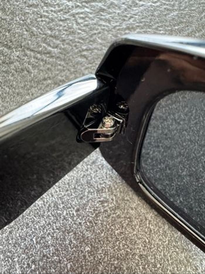 Lunette de soleil prada - photo numéro 7