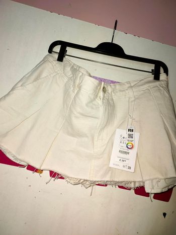 Jupe short pull&bear taille 42