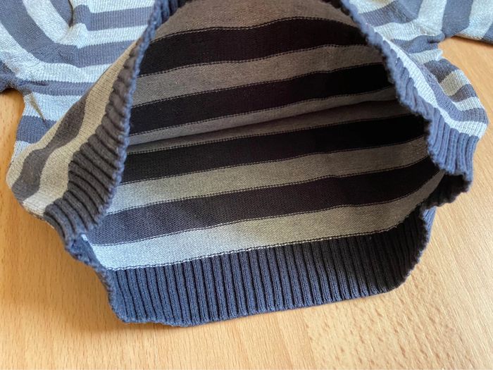 Beau pull ML à rayures grises et noires Tape à l’Oeil T. 6 mois/67 cm garçon TBE - photo numéro 6