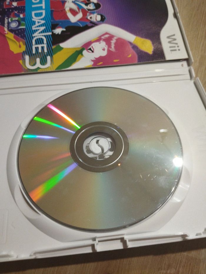 Just dance 3 Nintendo Wii - photo numéro 4