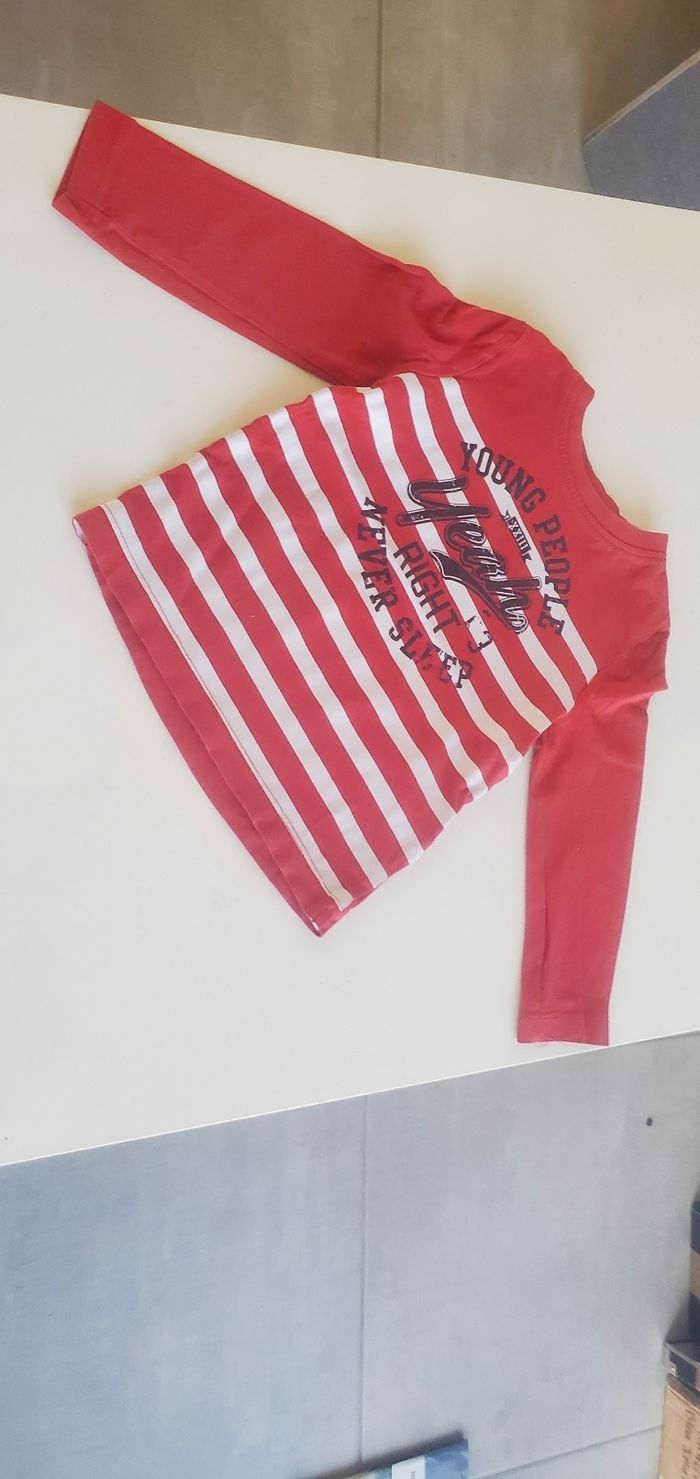 Lot de 7 T-shirts manches longues taille 18 mois - photo numéro 2