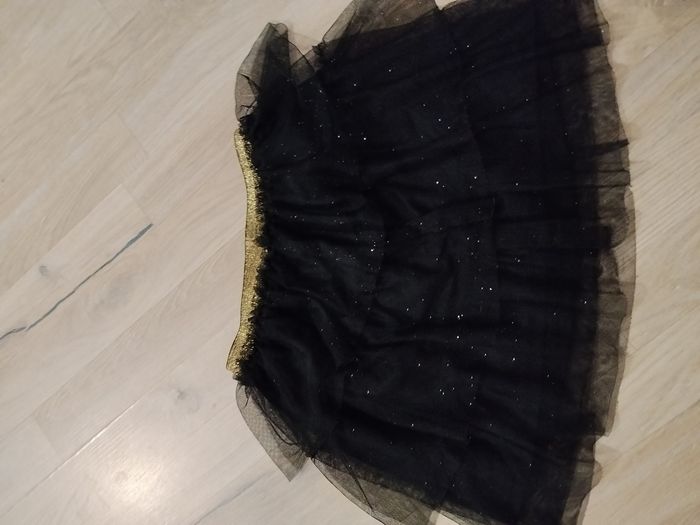 Jupe paillettes avec rebord en haut doré