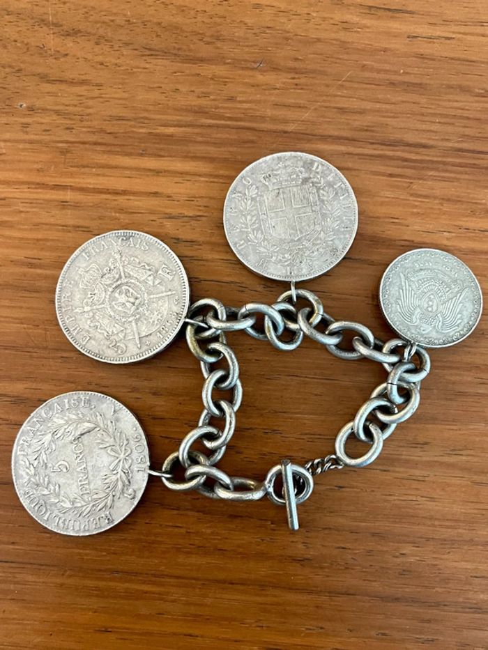 Bracelet avec pièces de collection tout en argent ancien - photo numéro 3