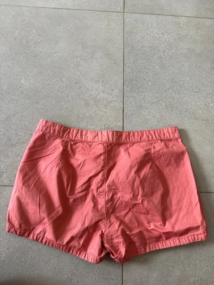 Short rose Only, taille 38, très bon état 40*30cm - photo numéro 4