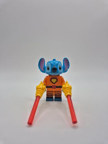 Figurine type lego Stitch Disney