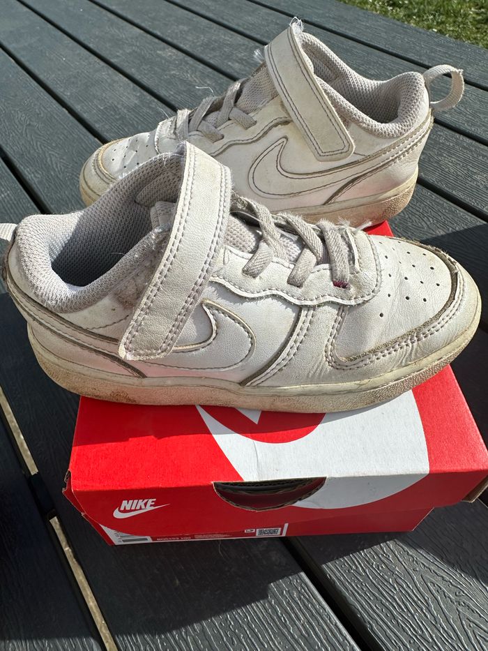 Nike court borough low 2 blanc