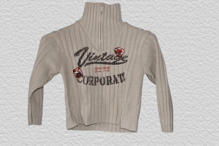 Pull beige, taille 5 ans