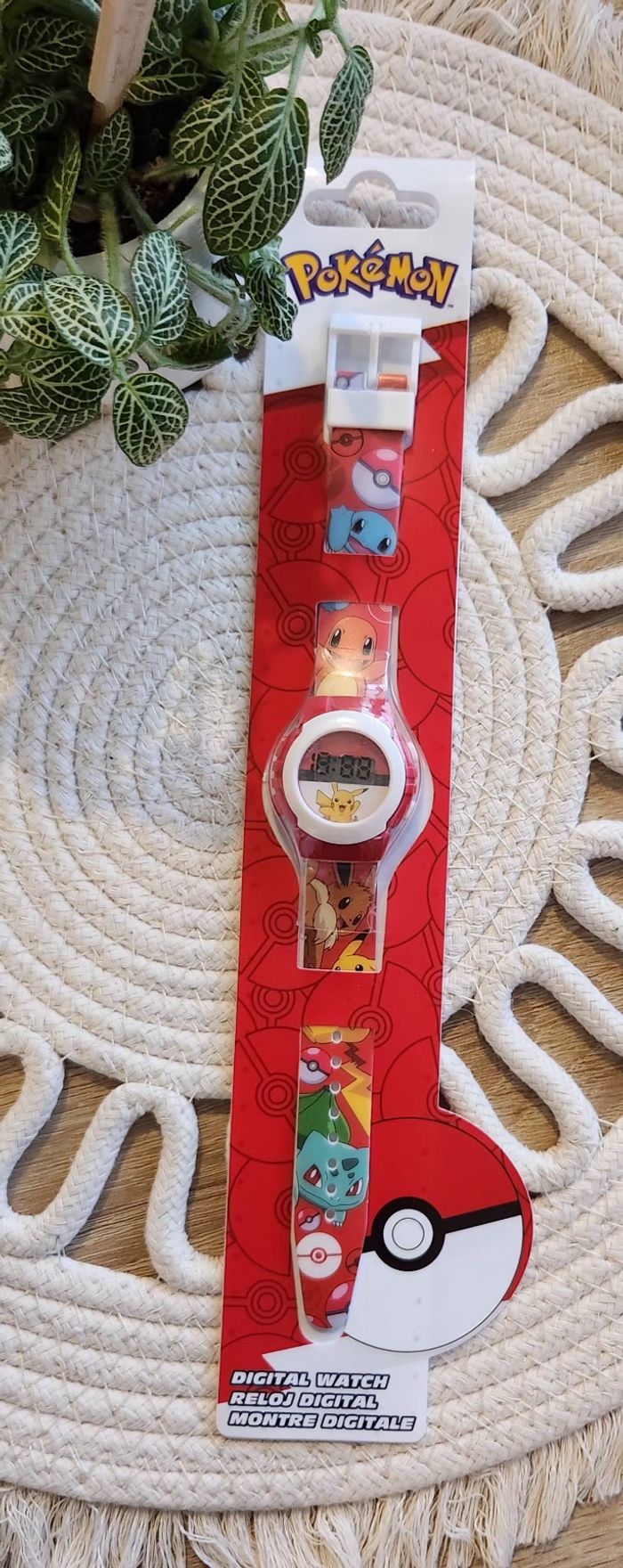 Montre Pokemon Rouge Neuve