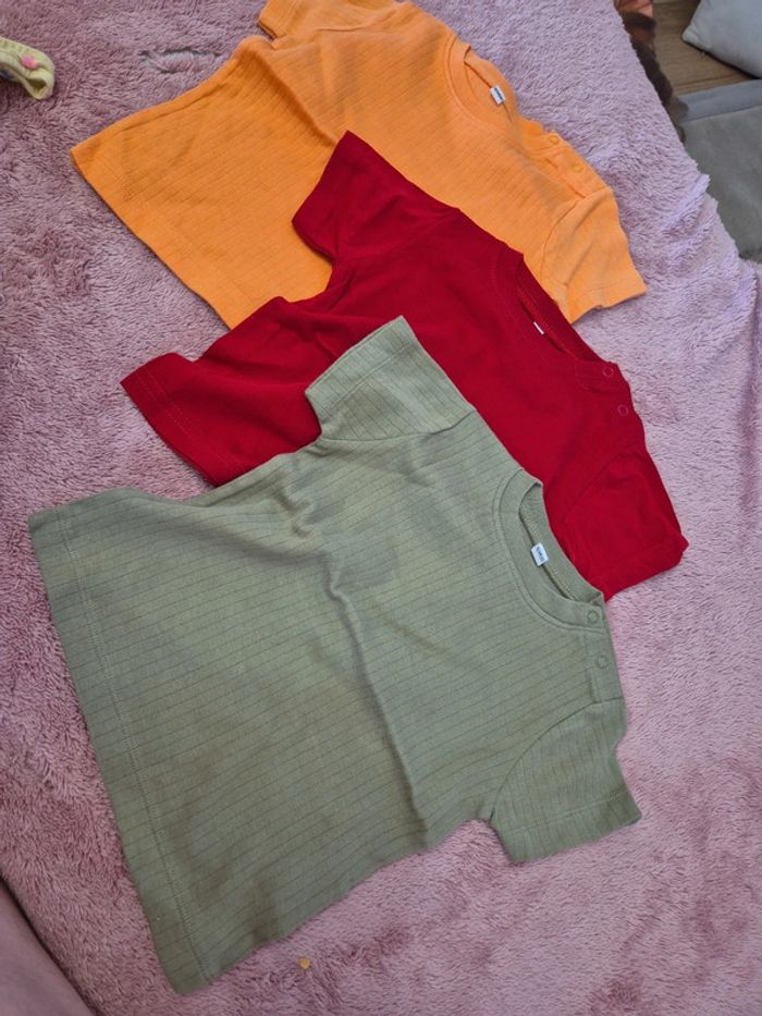 Lot Vêtements garcon été 12 mois - photo numéro 7