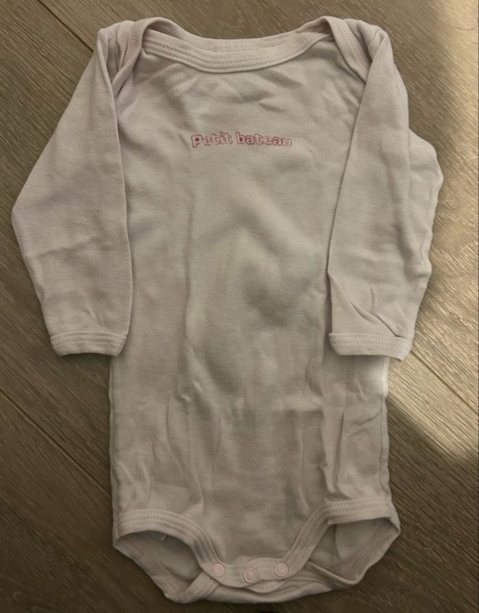 Lot de bodies - photo numéro 6