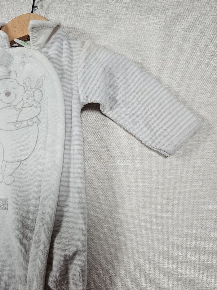 Pyjama velours winnie l’ourson 1 mois 56 cm - photo numéro 4