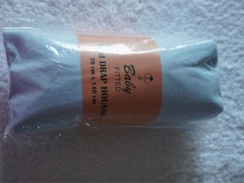 Drap housse bleu Baby Fitted neuf Dimension 70 x 140 cm