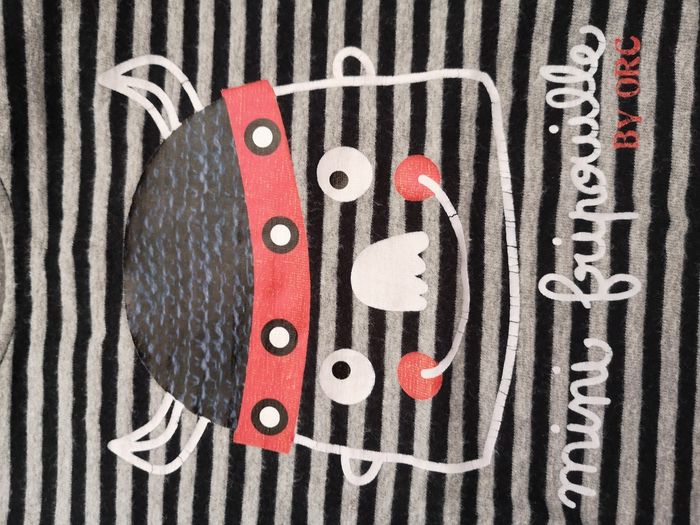 T-shirt 6M - photo numéro 2