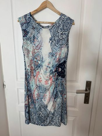Robe sans manches