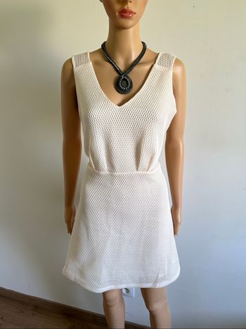 Robe crème neuve sans manches Naf Naf taille 40 (valeur 65€)