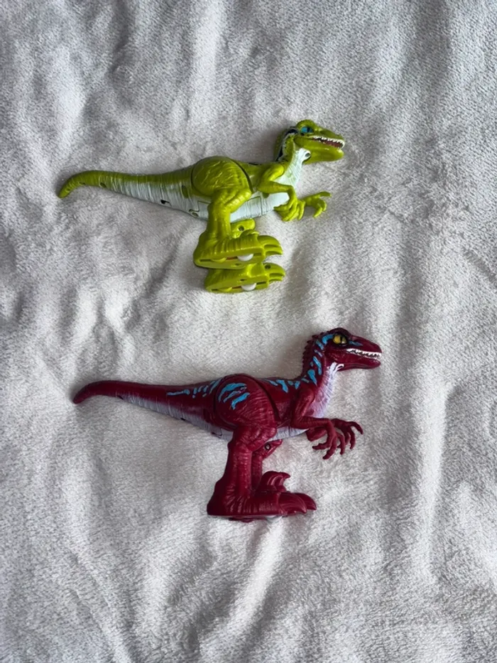 🌺lot de 2 dinosaures motorisés 🌺 - photo numéro 2