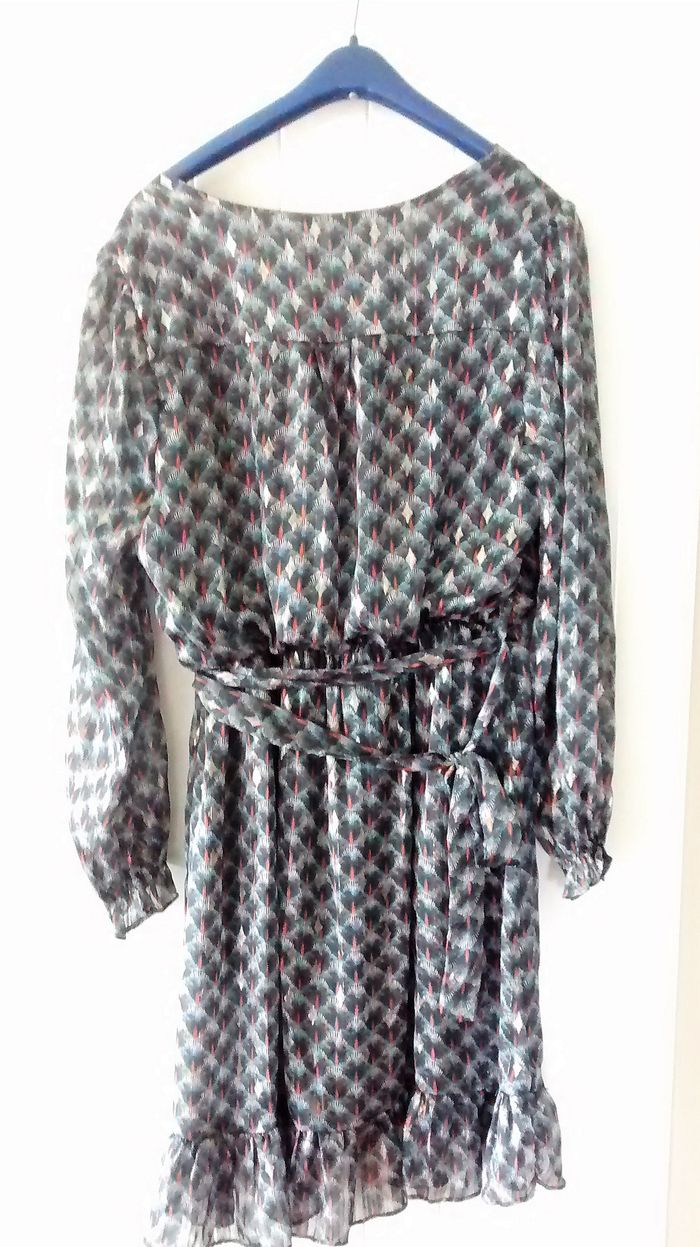 Belle robe cache-cœur avec ceinture – Taille L/XL - photo numéro 6