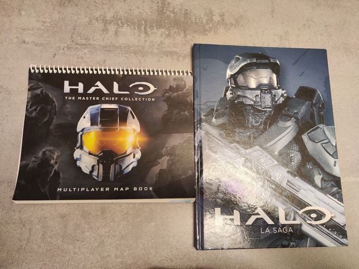 Lot de 2  livres Halo