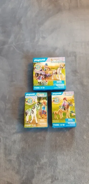 3 coffrets Playmobil Horses of waterfal