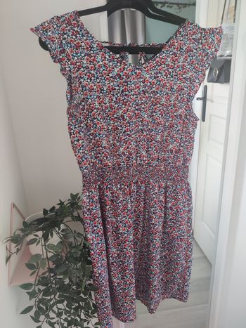 Robe légère fleurs liberty Essentiel U Taille 40 neuf