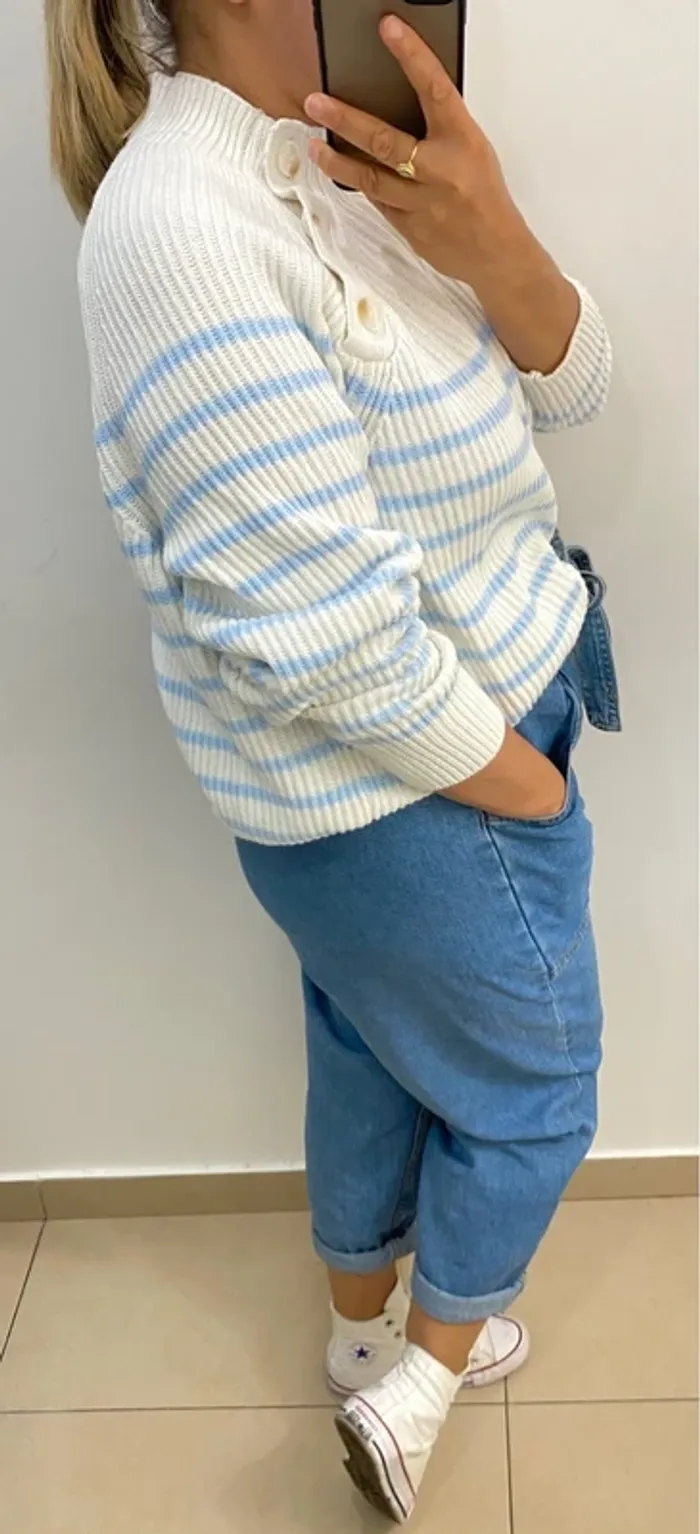 Joli Pull Blanc Et Bleu Côtelé Taille 40-42 - photo numéro 5