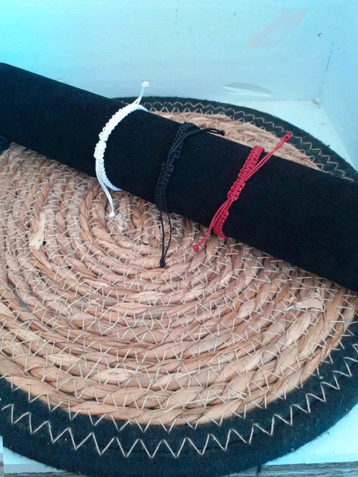 Bracelet macramé breloque  battements de cœur n°5 - photo numéro 2