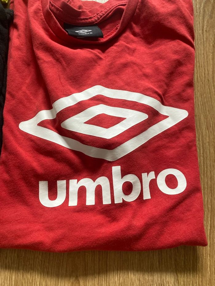 Lot t shirt Umbro homme taille S - photo numéro 4
