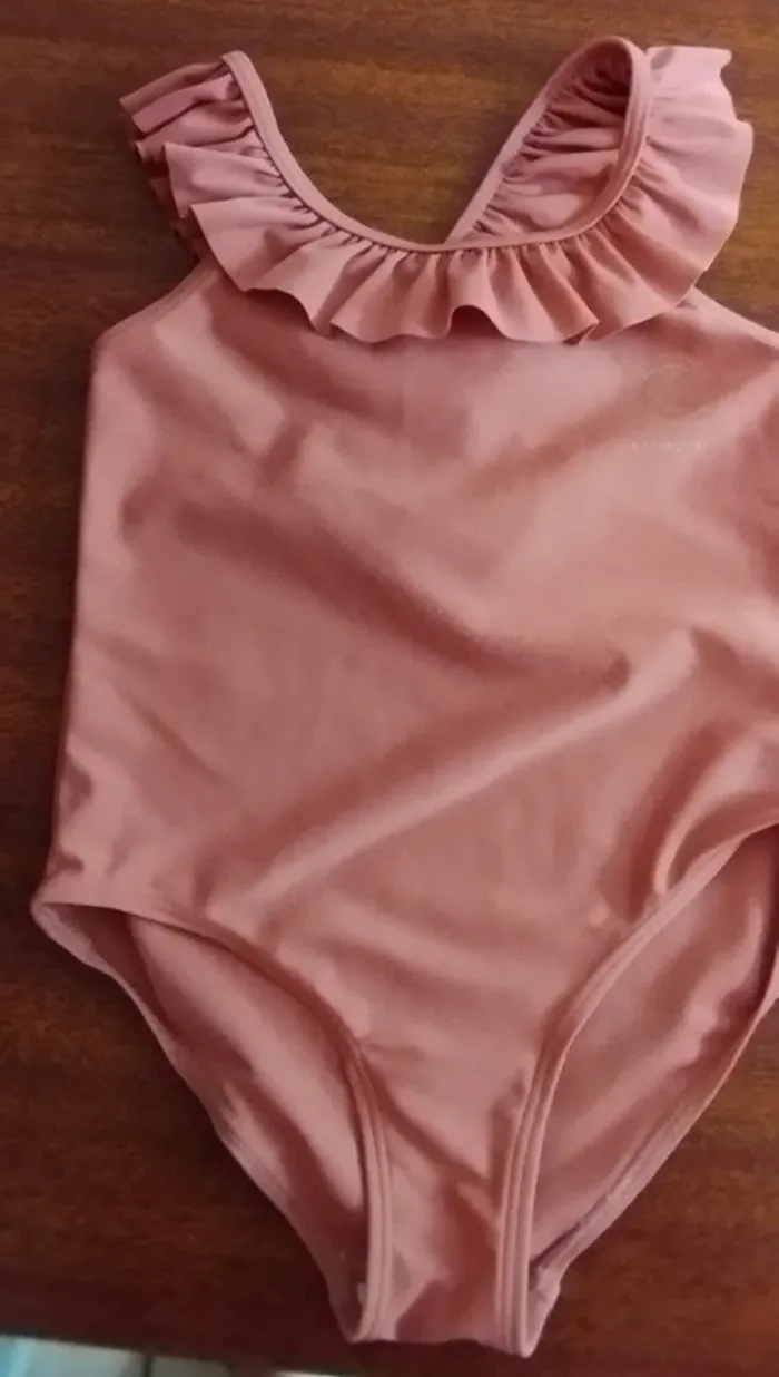 Maillot de bain 1 pièce fille 5 ans - photo numéro 2