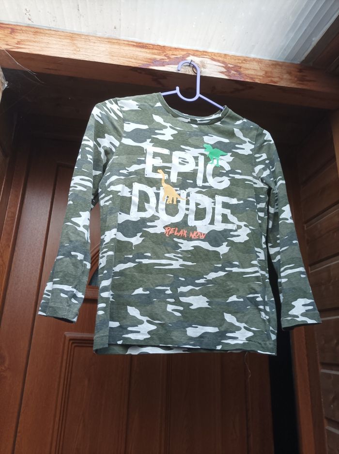 Tee shirt