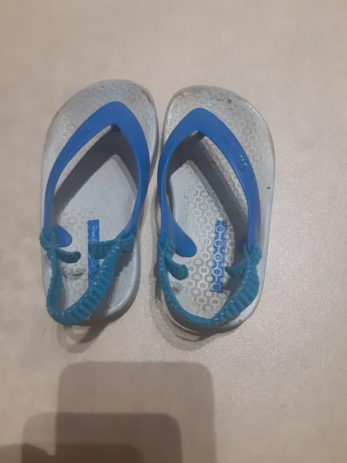 Chaussure piscine - photo numéro 3