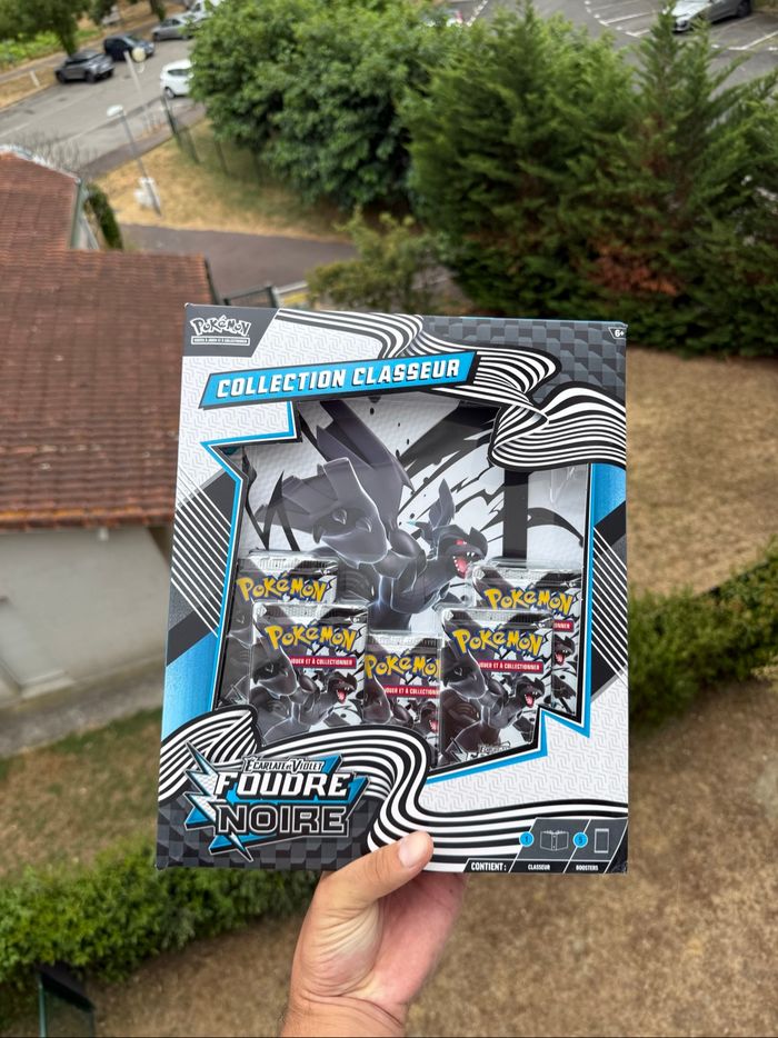 Pokémon ev10.5 Foudre noire Coffret Classeur