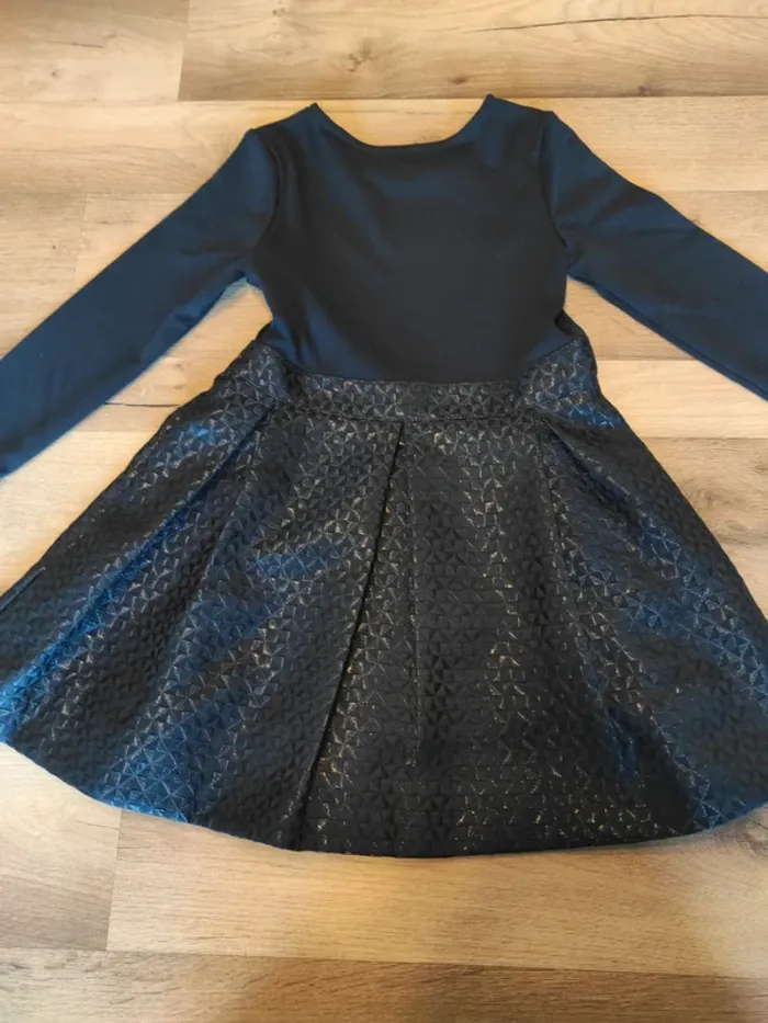 Robe de fête / soirée Okaïdi 4 ans quasi neuve - photo numéro 4