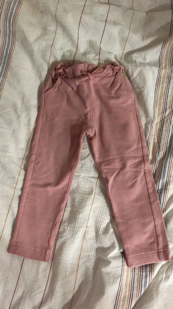 Pantalon style jogging
