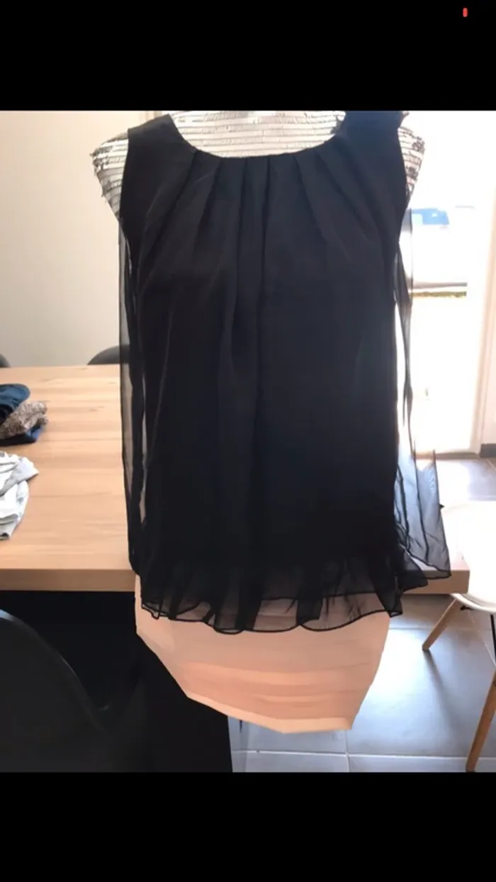 Jolie robe taille M/L