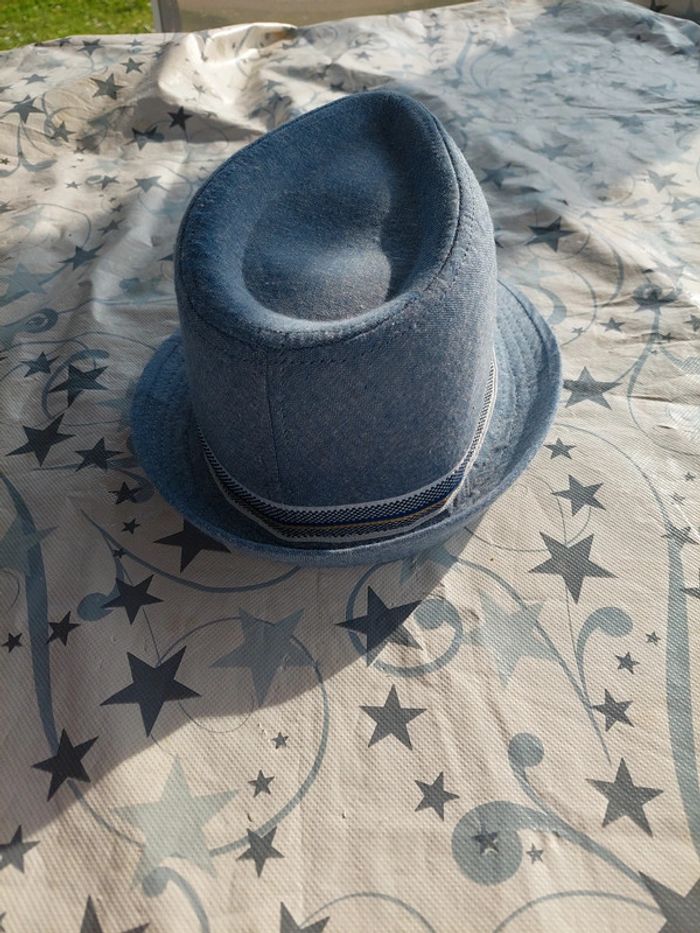 Chapeau - photo numéro 3