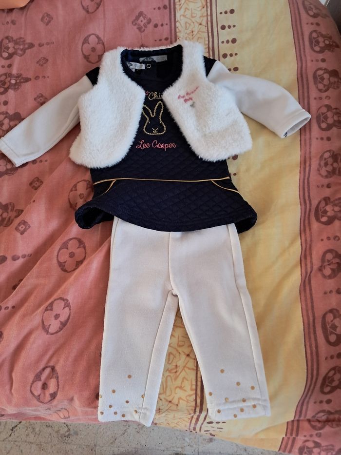 Ensemble fille 9 mois. 71cm
