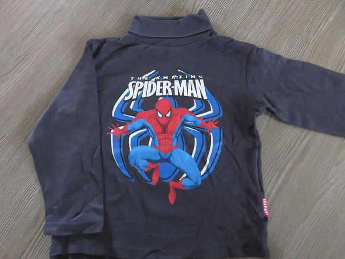 Tee shirt col roulé 'Spiderman' 4ans