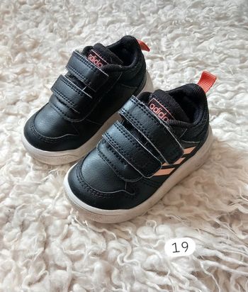 Basket noir adidas