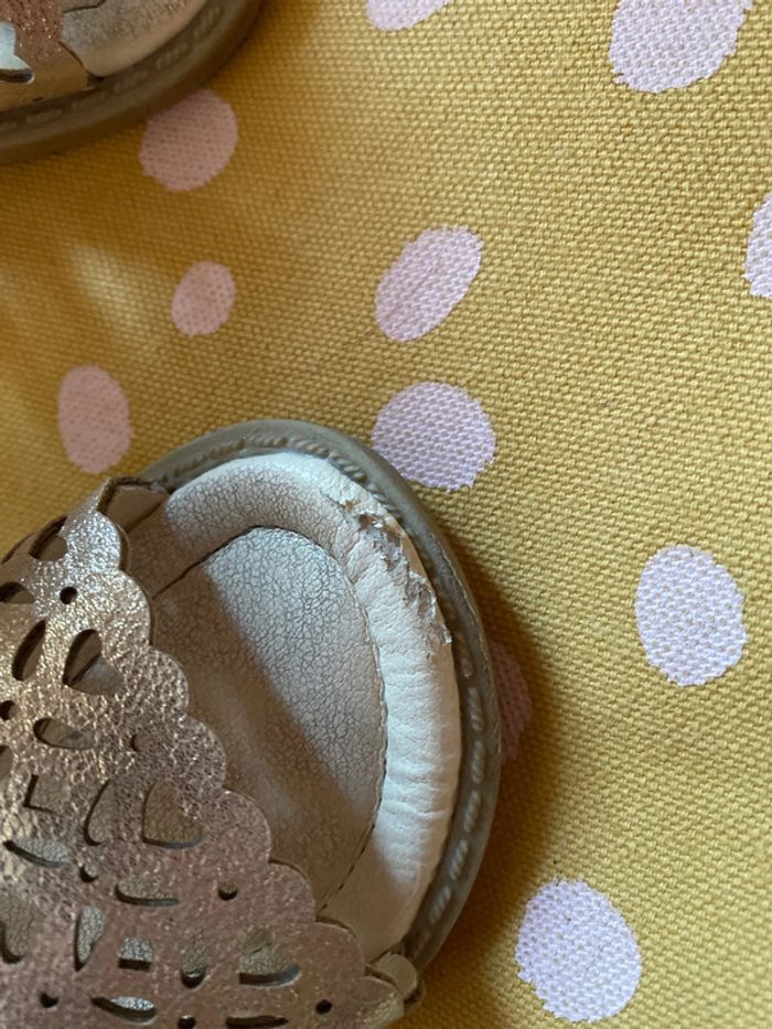 Sandalette Gemo taille 21 - photo numéro 3