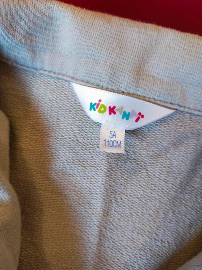 Jolie veste a bouton crème 5 ans - photo numéro 4