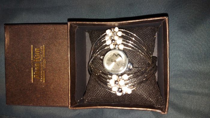 Montre femme originale neuf