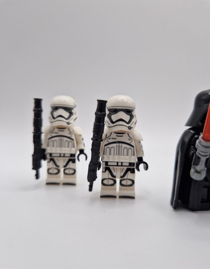 Figurines type lego Sith Dark Vador + 4 stormtroopers star wars - photo numéro 4