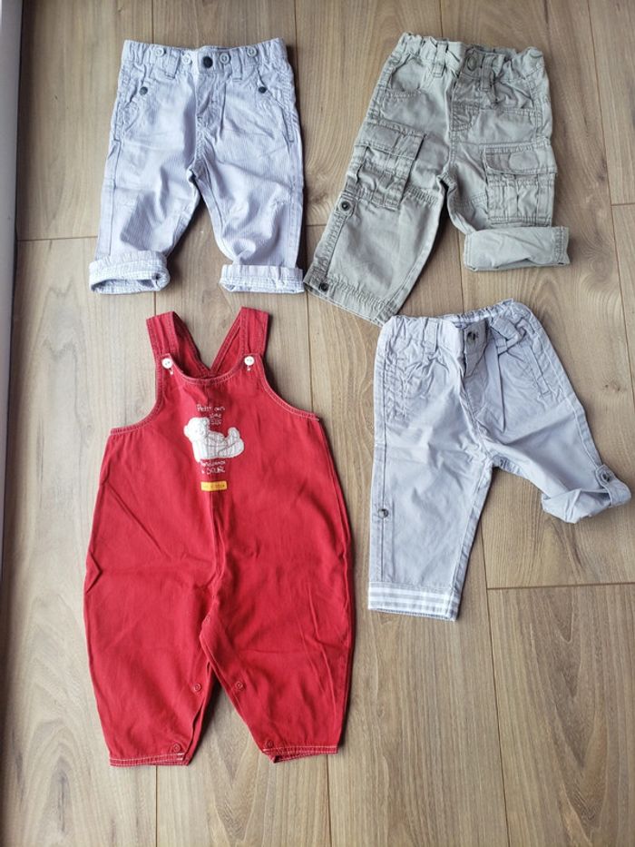Lot pantalons fins et salopettes 06 mois