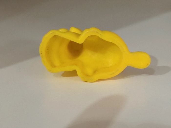 Figurine chien jaune pluto - photo numéro 3