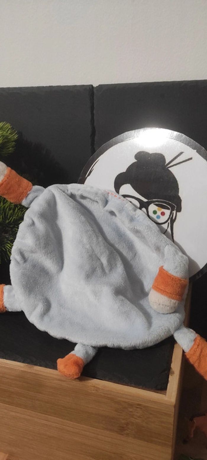 Kimbaloo Doudou Cheval Plat Rond Bleu Orange Jaune écharpe tâche ovale Gris - photo numéro 2